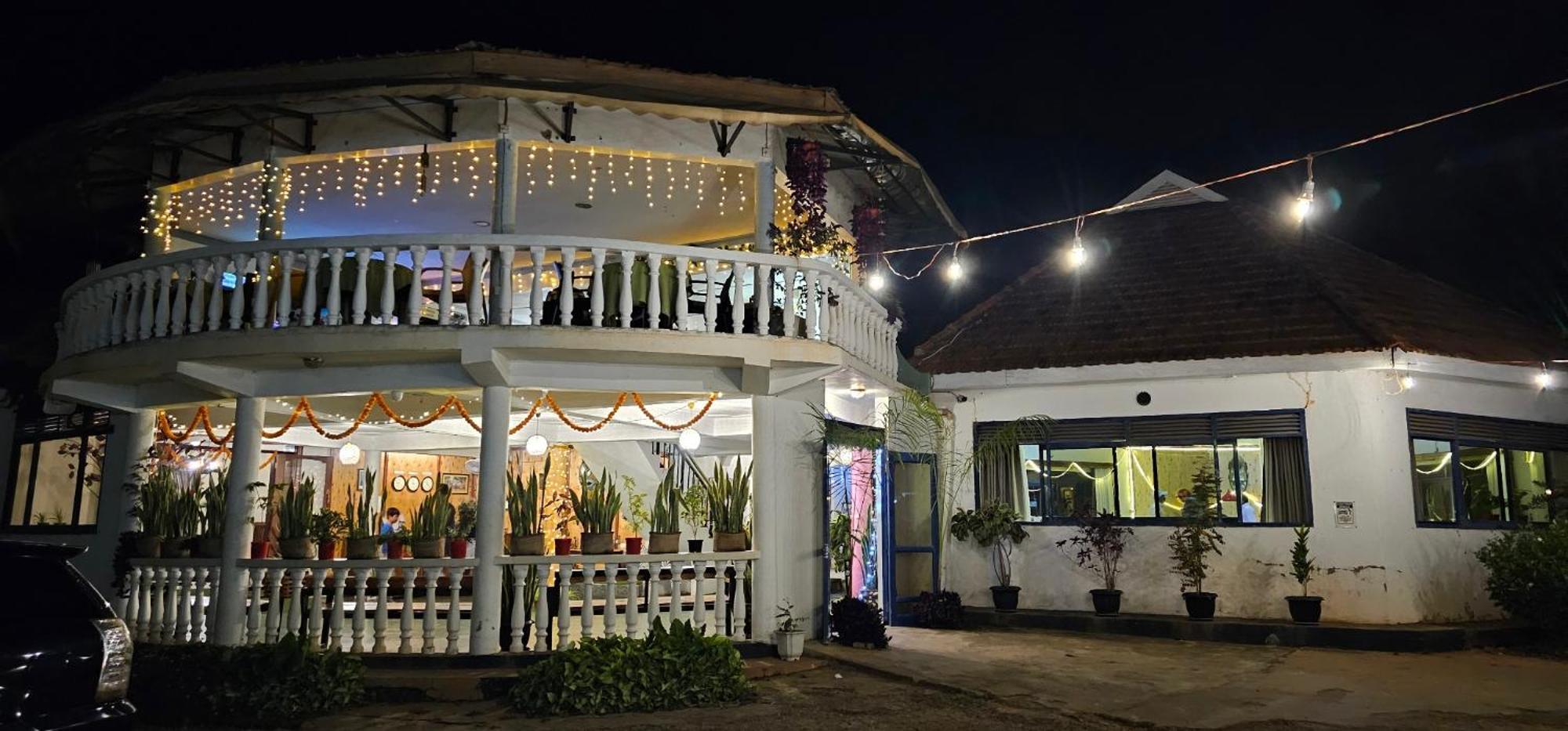 Northern Pearl Gulu Ngoại thất bức ảnh